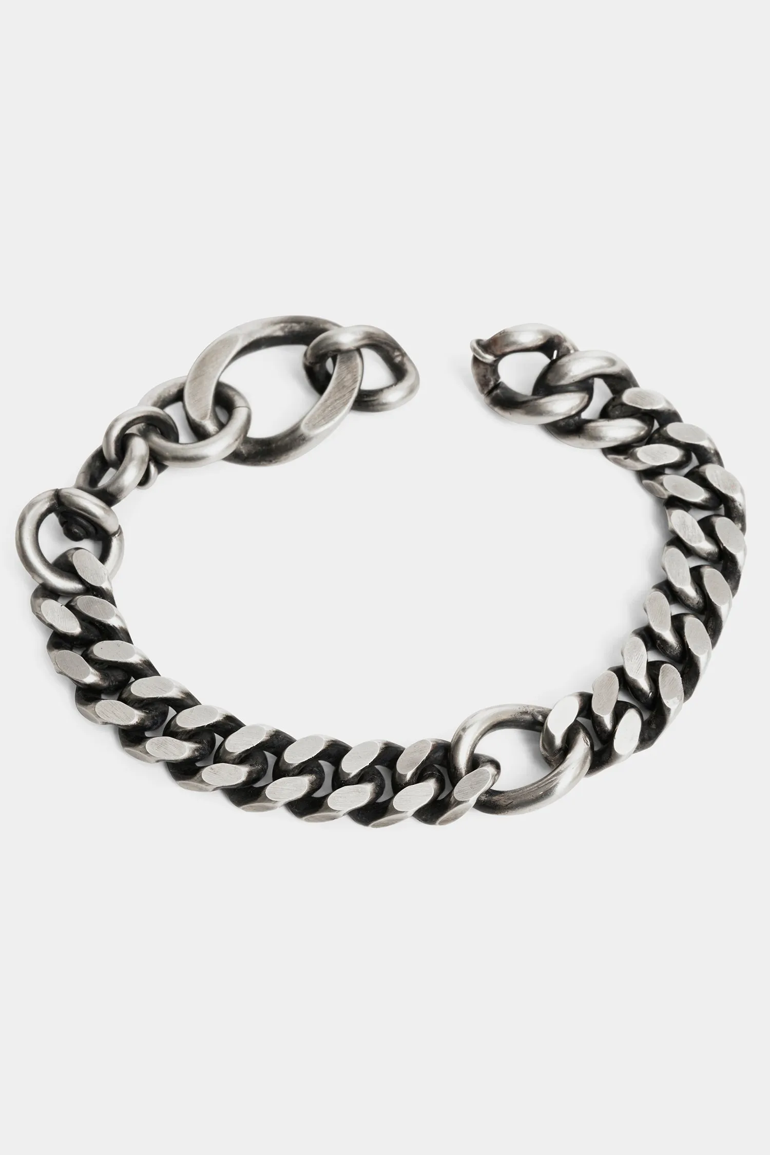 Chain revolving link bracelet