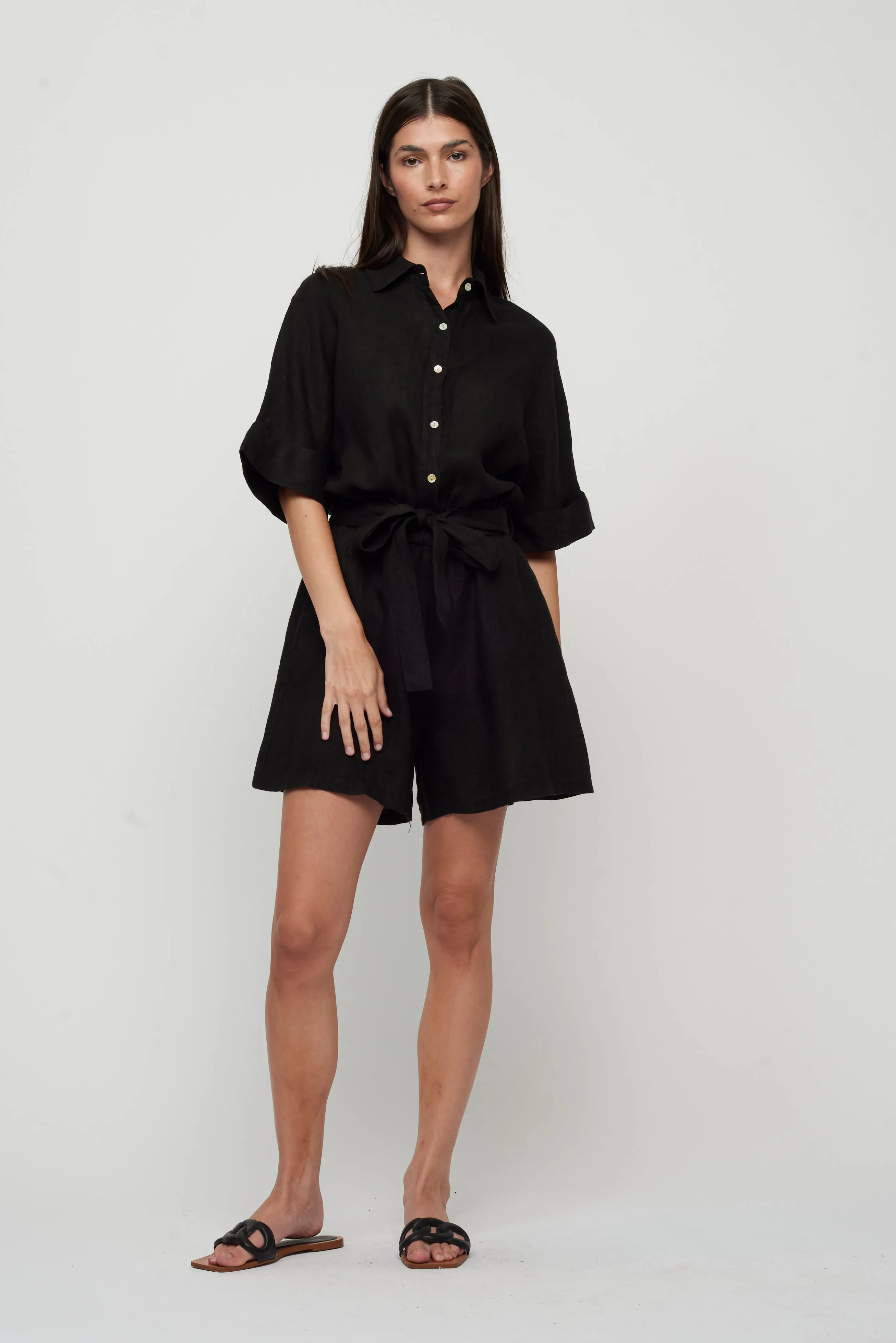 LINEN SHORT JUMPSUIT (BLACK) - PISTACHE