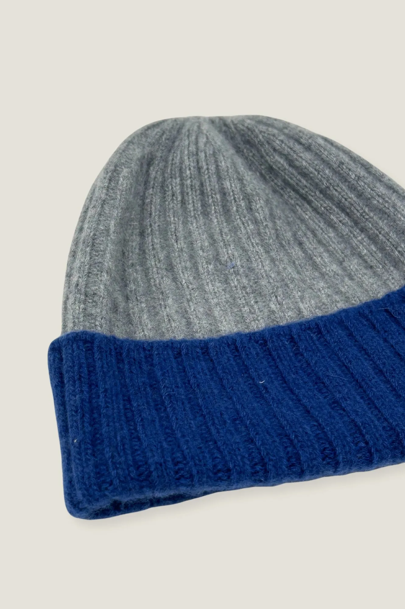 Ribbed Beanie | Navy/Blue