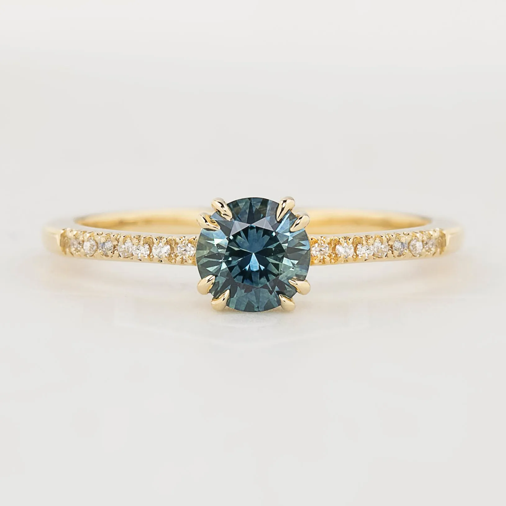 Sabrina Ring 0.71ct Blue Green Round Montana Sapphire, 14k yellow gold (One of a kind)